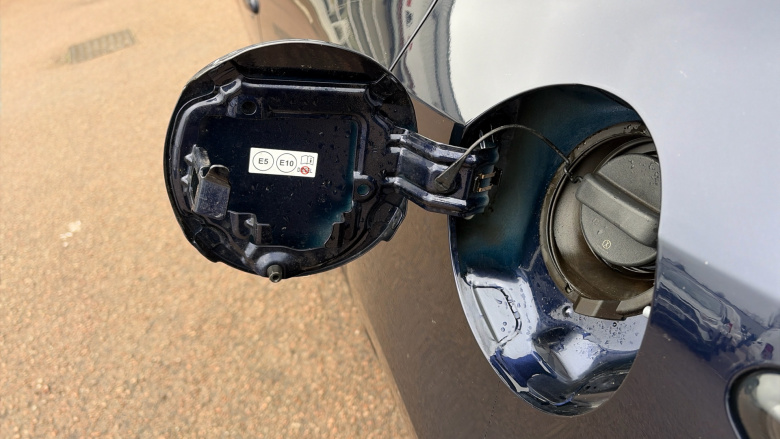 Toyota Corolla 1.8 VVT-i Hybrid Icon 5dr CVT Hybrid Hatchback